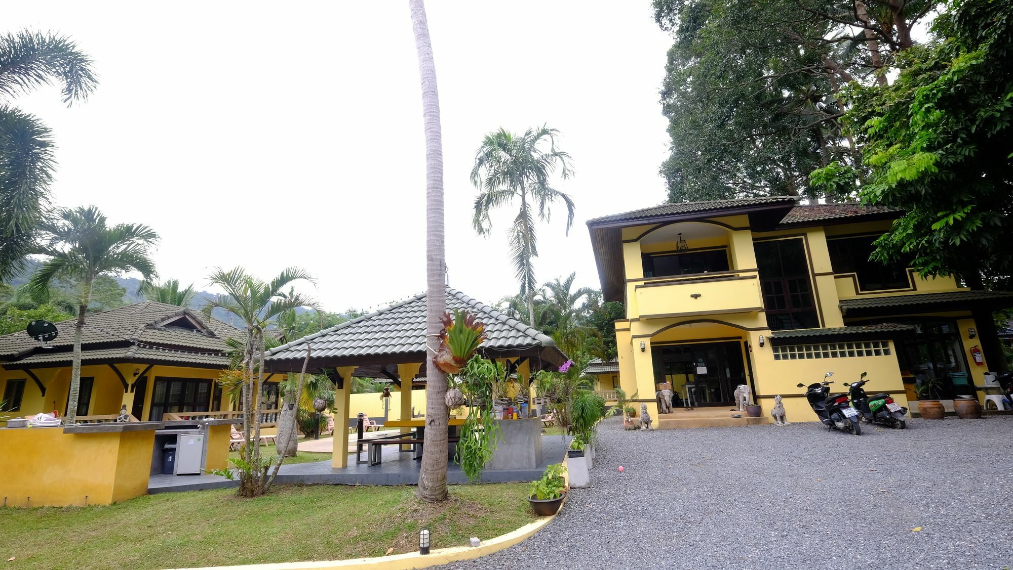 Marilyns Residential Resort Maret Εξωτερικό φωτογραφία